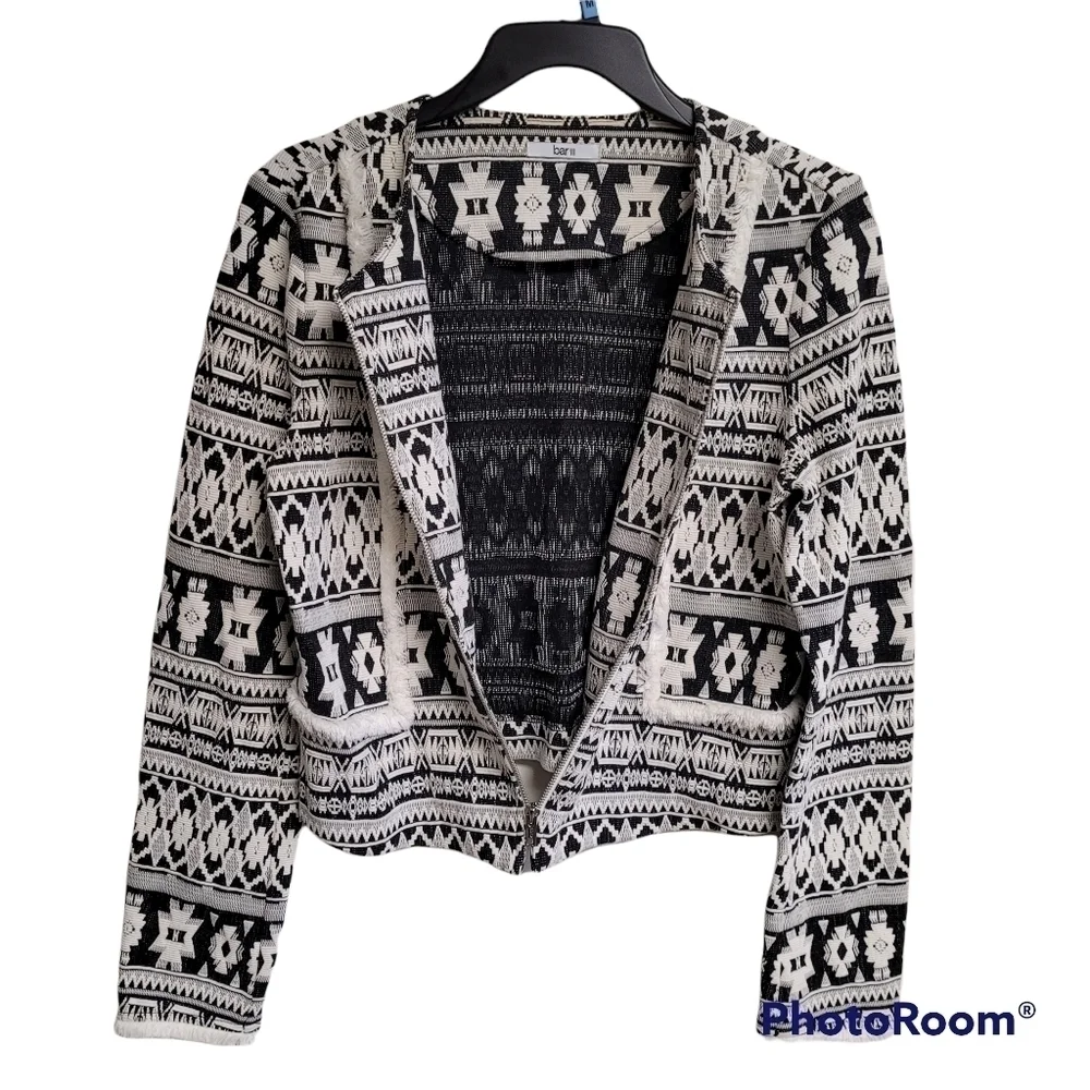 Bar III Black And White Aztec‎ Tribal Print Fringed Full Zip Jacket Size Medium